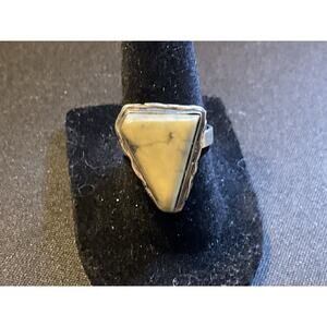 Size 7 925 Sterling Silver Triangle Serpentine Stone Ring